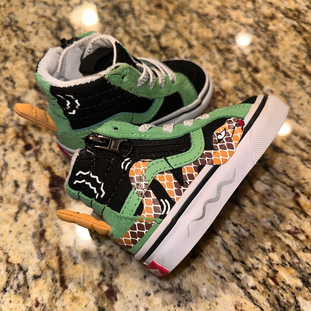 Infant Vans - Snake - Size 4